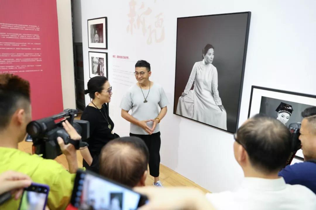 时隔一载，美好再续，老哥俱乐部地产&amp;amp;amp;肖全杭州新面孔摄影展温情启幕